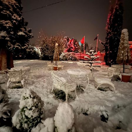 Hotel Le Manoir بارْ المظهر الخارجي الصورة